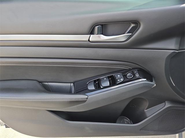 used 2021 Nissan Altima car, priced at $17,486