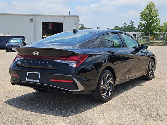 new 2025 Hyundai Elantra car, priced at $23,785