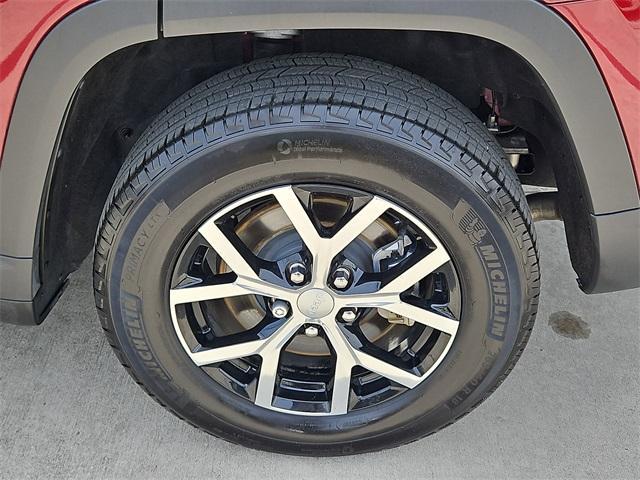 used 2024 Jeep Grand Cherokee L car, priced at $37,482