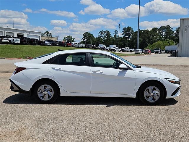 new 2025 Hyundai Elantra car, priced at $23,135