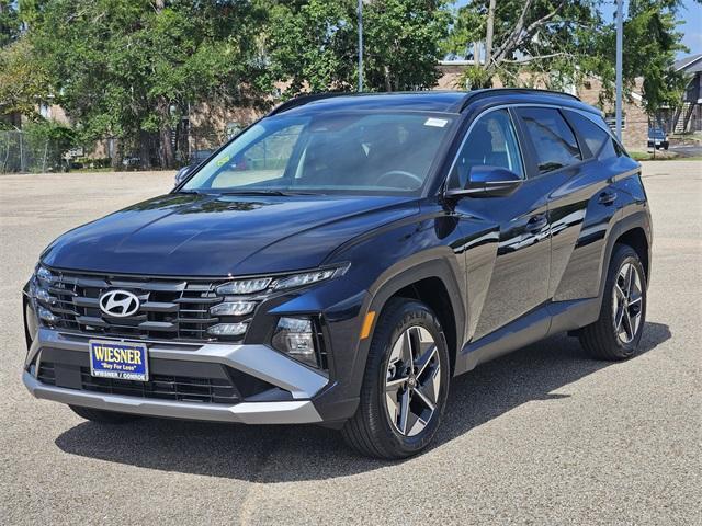 new 2025 Hyundai TUCSON Hybrid car, priced at $37,195