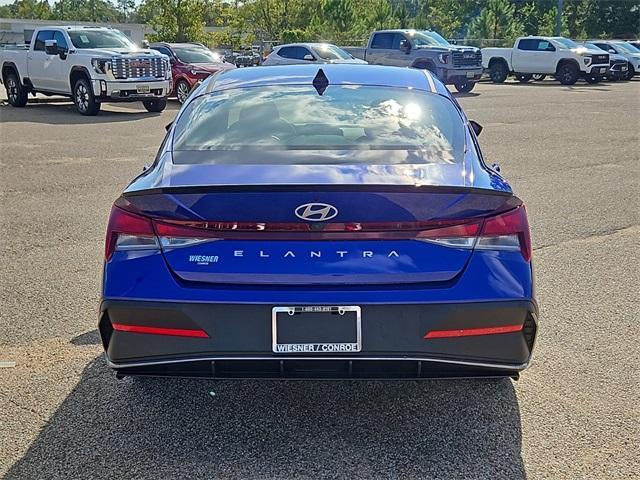 new 2025 Hyundai Elantra car, priced at $21,472