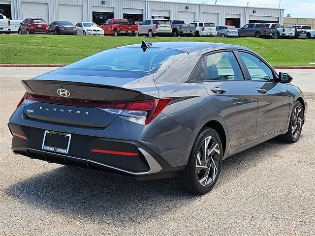 new 2025 Hyundai Elantra car, priced at $23,780