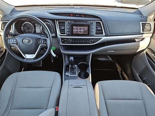 used 2019 Toyota Highlander car, priced at $21,980