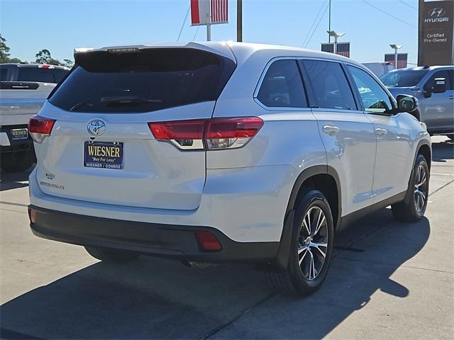 used 2019 Toyota Highlander car, priced at $21,980