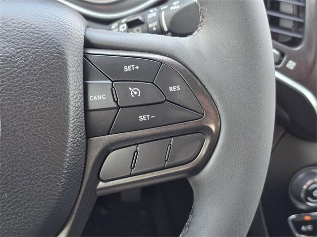used 2022 Jeep Cherokee car, priced at $25,488