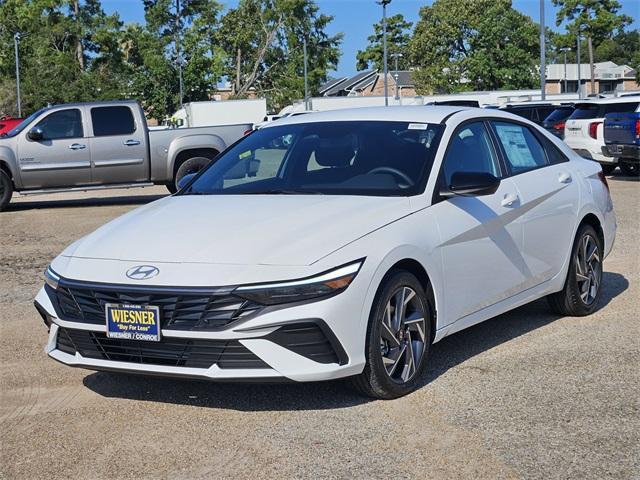 new 2025 Hyundai Elantra car, priced at $24,304