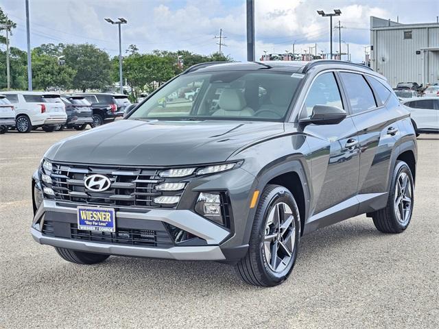 new 2025 Hyundai TUCSON Hybrid car, priced at $37,290