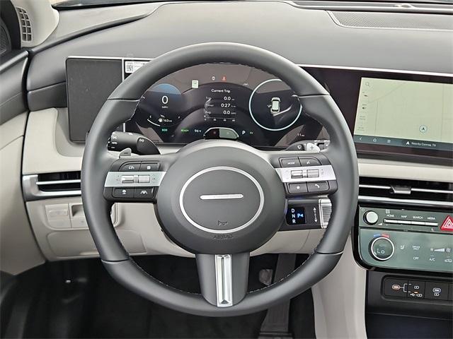 new 2025 Hyundai TUCSON Hybrid car, priced at $37,290