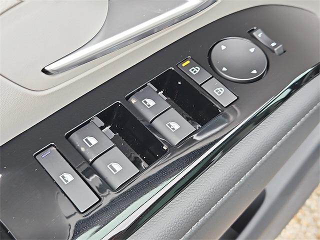 new 2025 Hyundai TUCSON Hybrid car, priced at $42,100