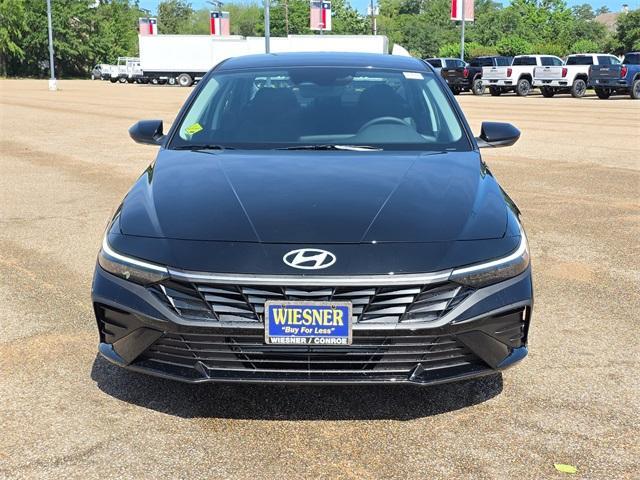new 2025 Hyundai Elantra car, priced at $22,635