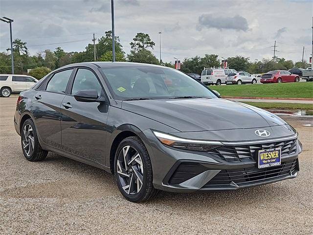 new 2025 Hyundai Elantra car, priced at $21,463