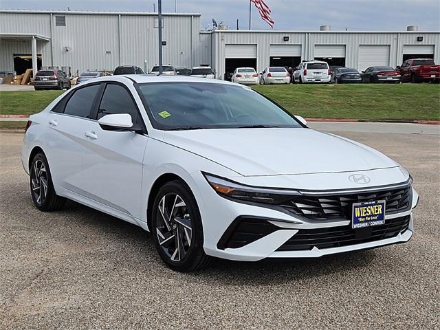 new 2025 Hyundai Elantra car, priced at $27,710