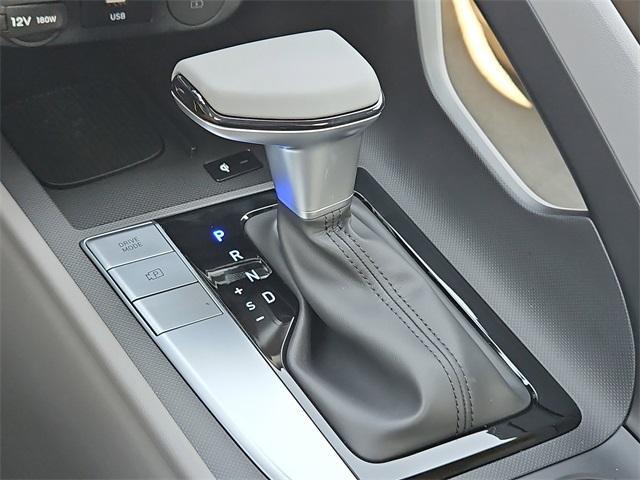 new 2025 Hyundai Elantra car, priced at $19,884