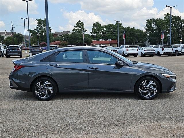 new 2025 Hyundai Elantra car, priced at $23,485