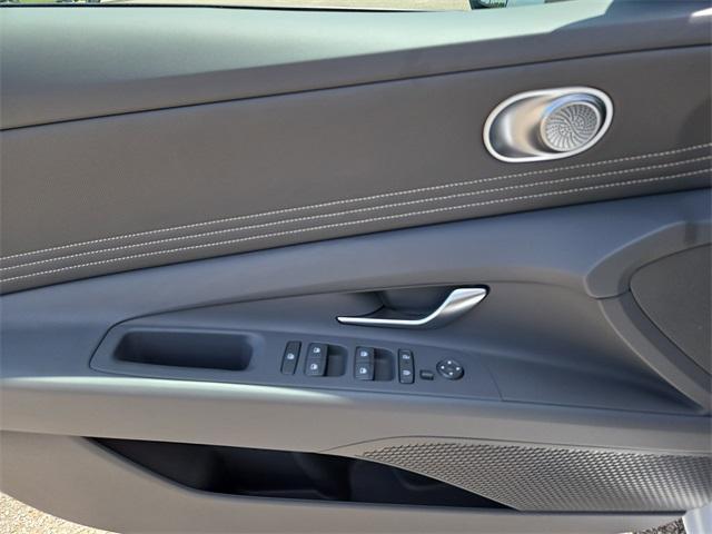 new 2025 Hyundai ELANTRA HEV car, priced at $26,704