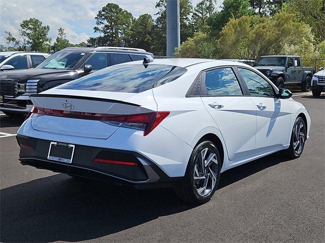 new 2025 Hyundai Elantra car, priced at $19,884