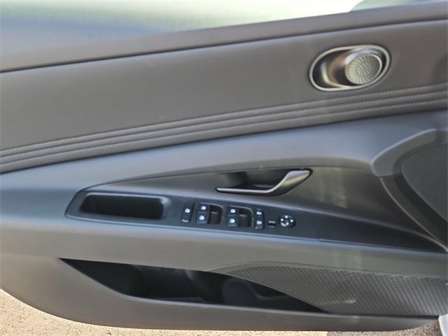 new 2025 Hyundai Elantra car, priced at $19,884