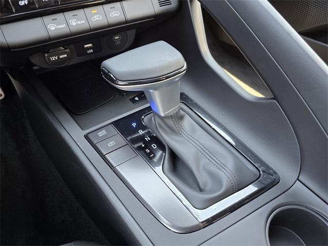 new 2025 Hyundai Elantra car, priced at $24,910
