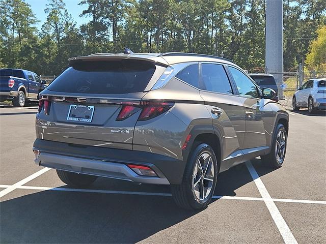 new 2026 Hyundai TUCSON Hybrid car, priced at $32,376