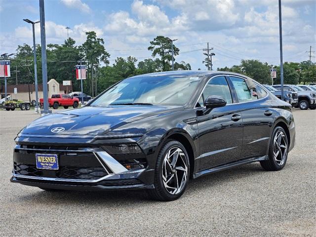 new 2024 Hyundai Sonata car, priced at $29,057