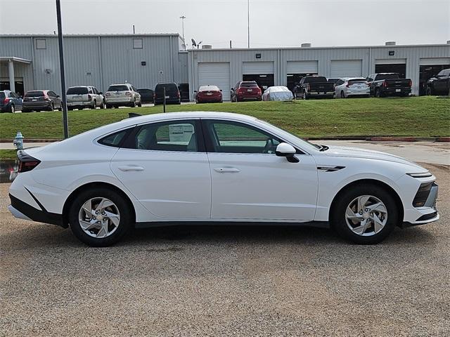new 2025 Hyundai Sonata car, priced at $27,980