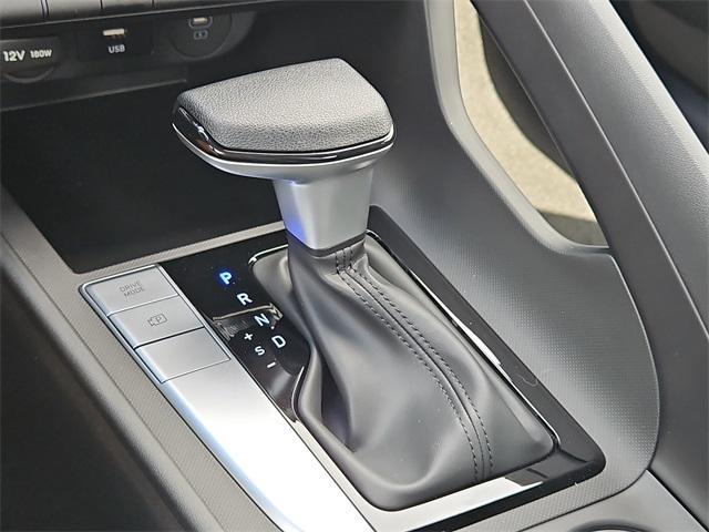 new 2025 Hyundai Elantra car, priced at $18,785
