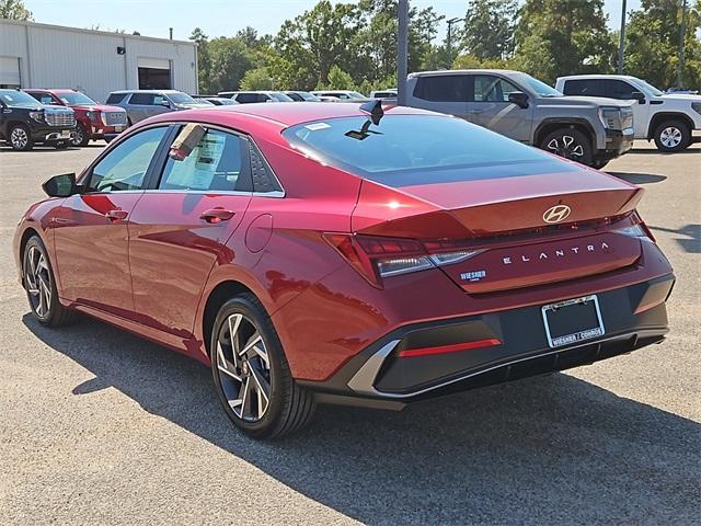 new 2025 Hyundai Elantra car, priced at $24,121