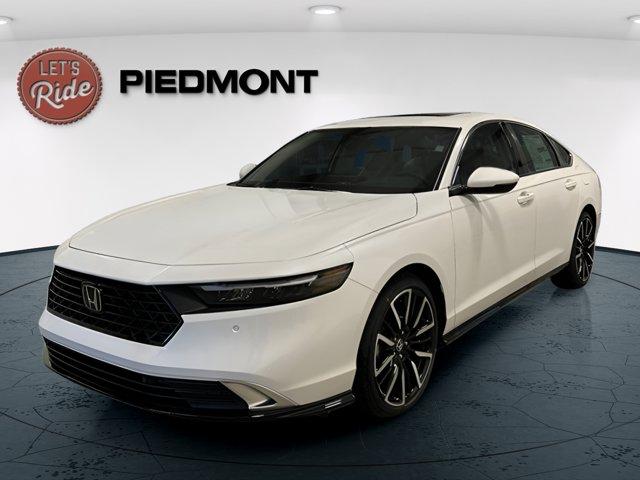 new 2025 Honda Accord Hybrid car