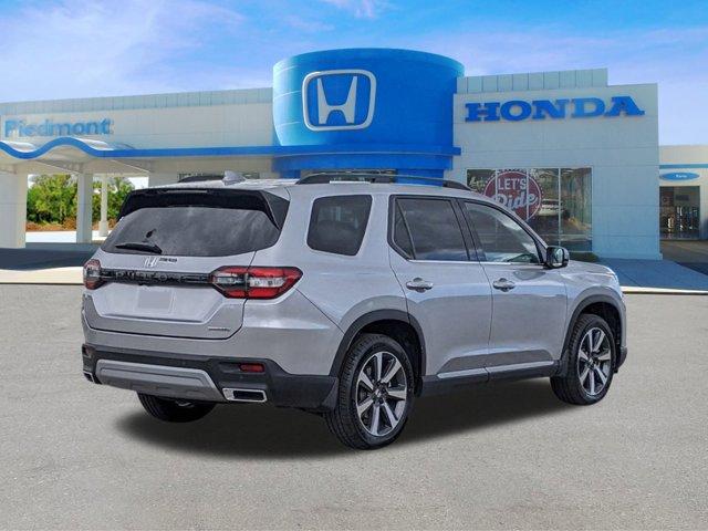 new 2025 Honda Pilot car