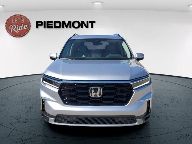 new 2025 Honda Pilot car