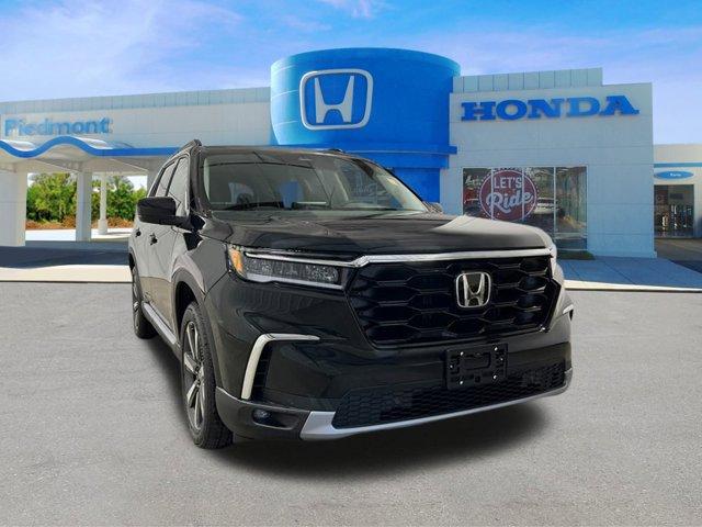 new 2025 Honda Pilot car