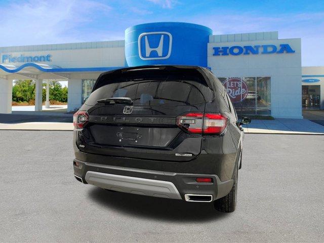 new 2025 Honda Pilot car