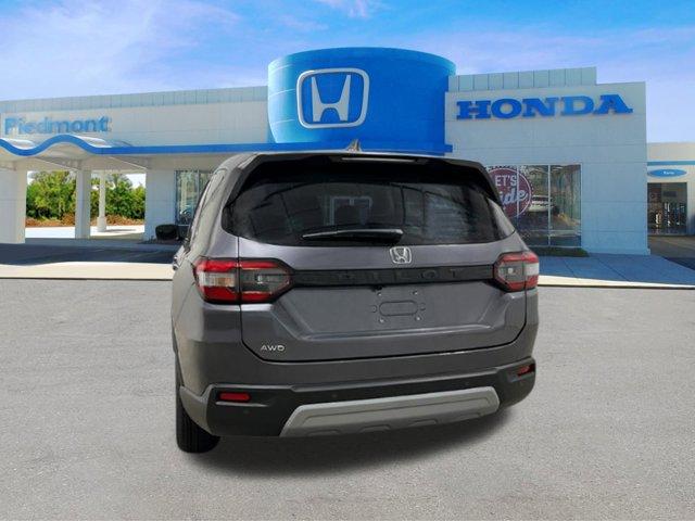 new 2025 Honda Pilot car