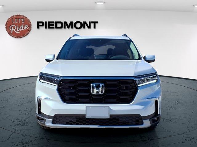 new 2025 Honda Pilot car