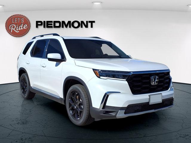 new 2025 Honda Pilot car