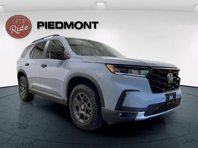 new 2025 Honda Pilot car