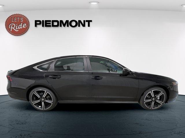 new 2025 Honda Accord Hybrid car