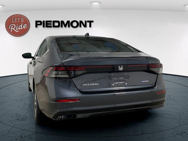 new 2025 Honda Accord Hybrid car