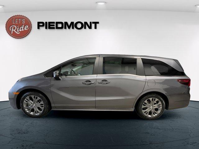 new 2025 Honda Odyssey car