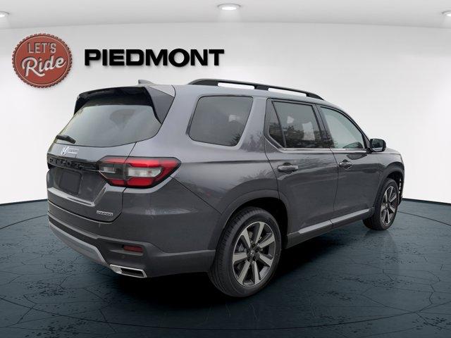 new 2025 Honda Pilot car