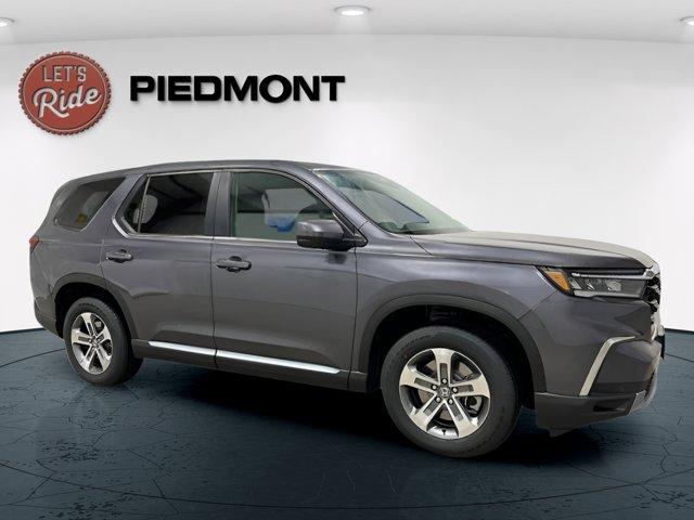 new 2025 Honda Pilot car