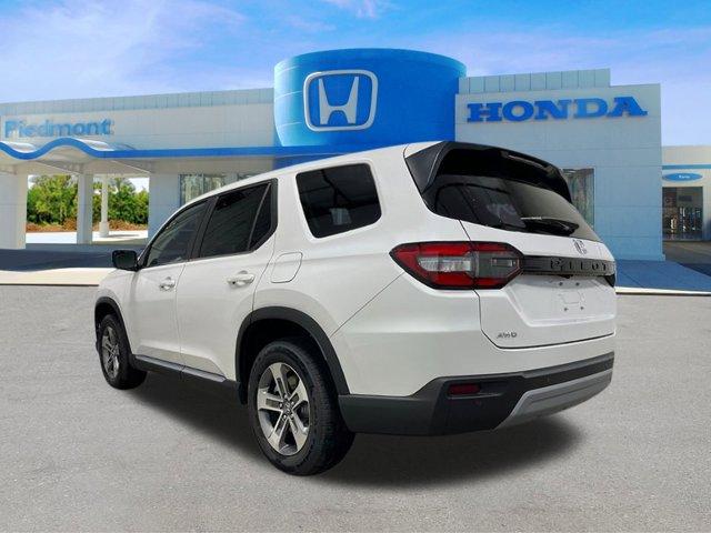 new 2025 Honda Pilot car