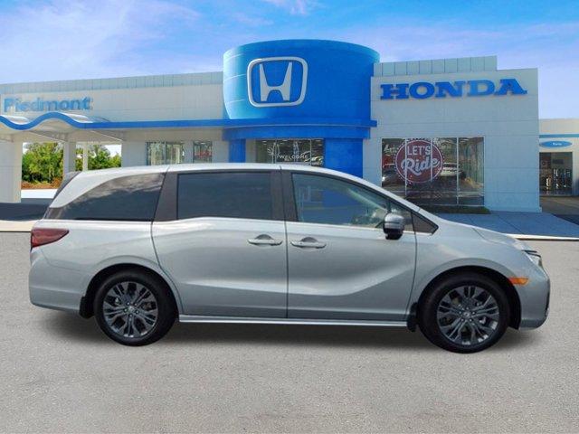 new 2025 Honda Odyssey car