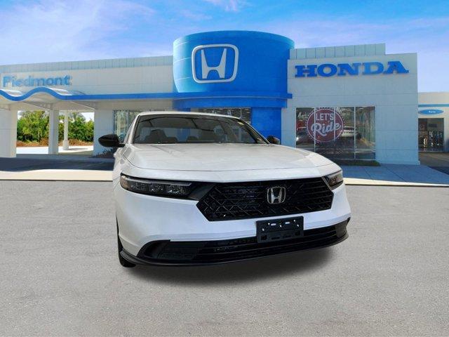 new 2025 Honda Accord Hybrid car