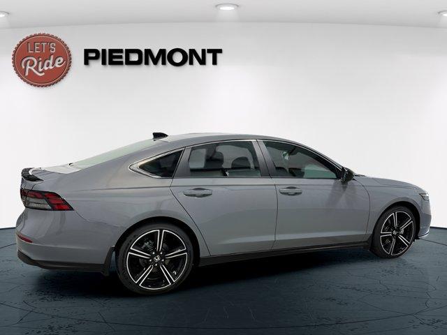 new 2025 Honda Accord Hybrid car