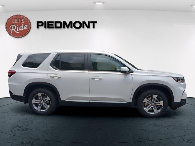 new 2025 Honda Pilot car