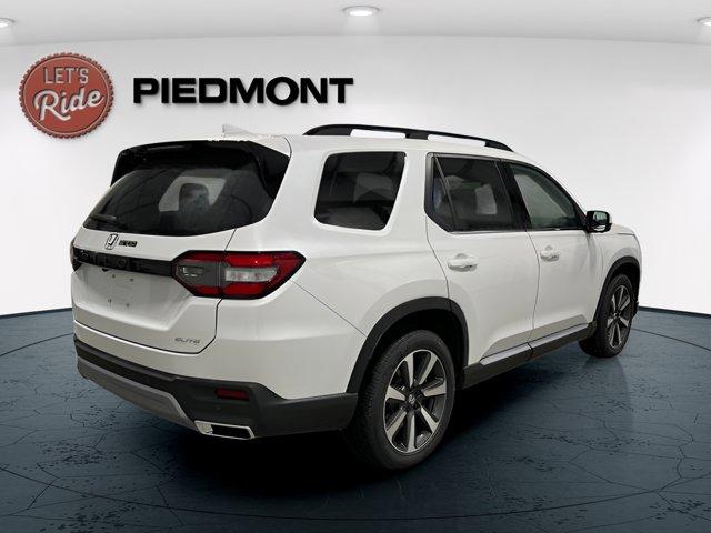 new 2025 Honda Pilot car