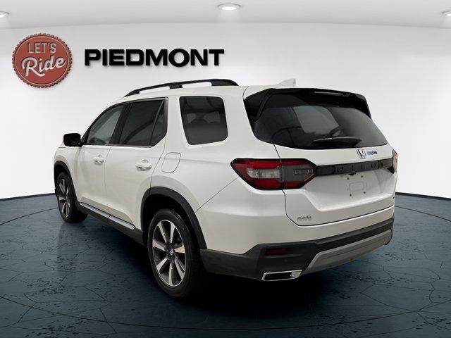 new 2025 Honda Pilot car