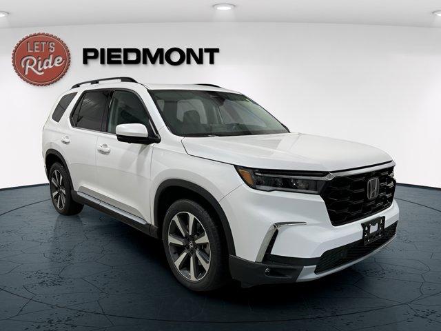 new 2025 Honda Pilot car